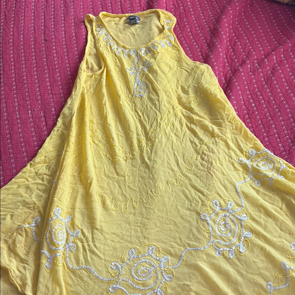 Uniti Casual Yellow Top with Pink Accents